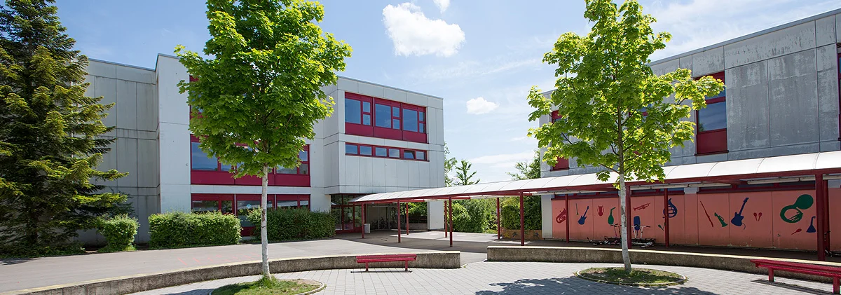 Schulhaus Lättenwiesen - Oberglatt